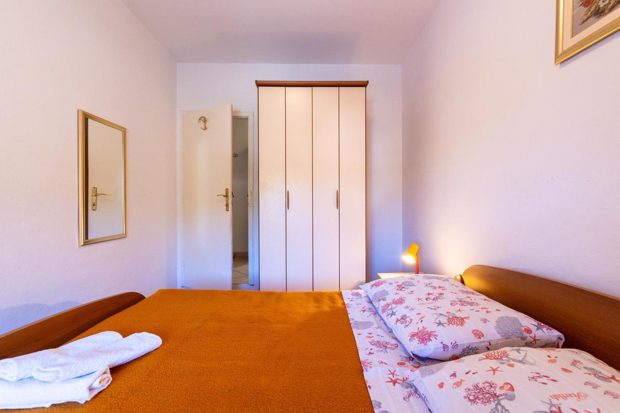 Apartments By The Sea Cove Zarace - Gdinj, Hvar - 2047 Room photo